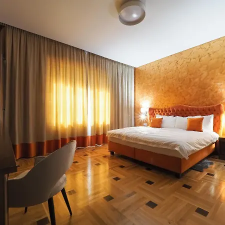 Boutique Hotel 4*